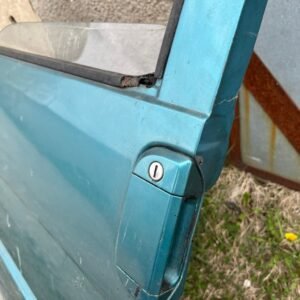 left side front door of Volkswagen T4.