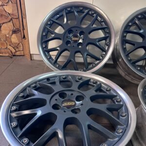 7x17 et48 Nabenloch VW 57,1 Turning stars