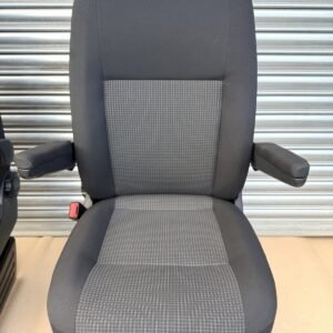 Genuine VW Transporter T6 T6.1
Caravelle Front Swivel Captain Seats Double Grid