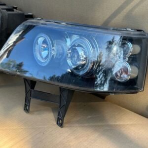 Volkswagen Transporter - Caravelle T5
2006 LAMPYXENONT5LP SHR2814