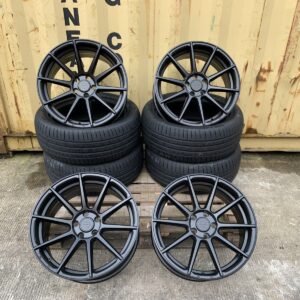 VW Transporter T5 T6 17 Alloy Wheels & Tyres Black ALUWERKS TURISMO + Tyres