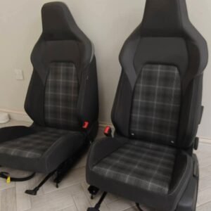 MK8 Golf GTD /GTi seats in chequered Grey and great shoulders.